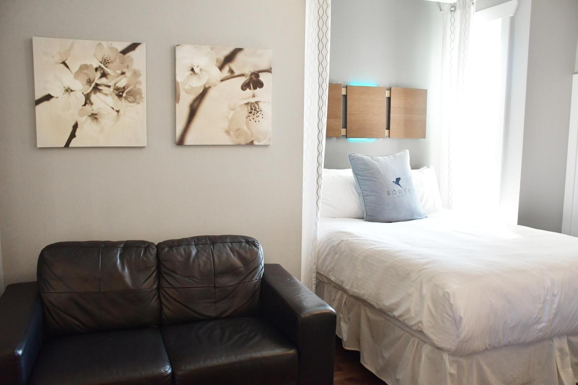 Château Queen by Bower Hotels&Suites Moncton Extérieur photo